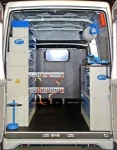 Allestimento officina mobile sul Dacia Dokker con morsa, portarotolo e tanica