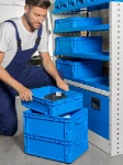 Pull-out Euronorm containers with or without lids on an Ultra shelf