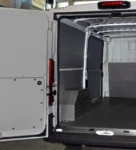 Side cladding and panel floor Boxer